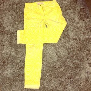 Animal print bright yellow & white cropped pants
